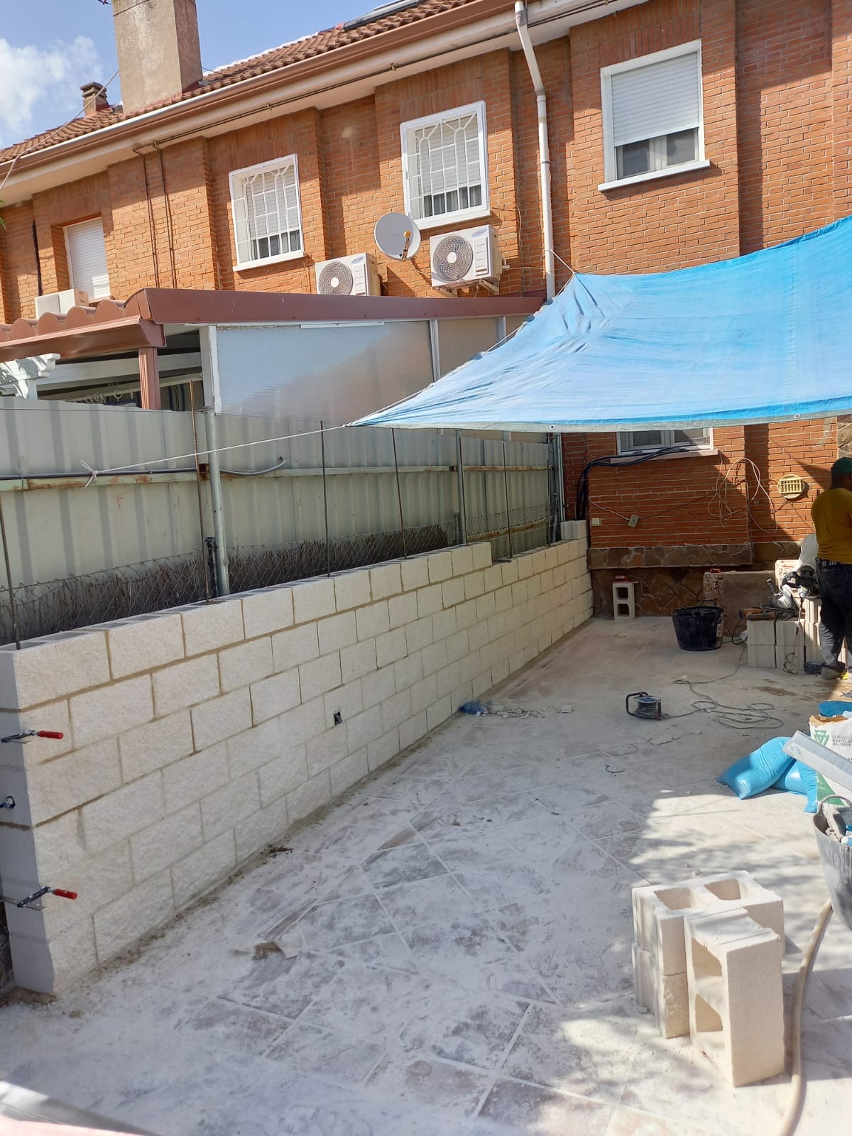 643463ea-76e8-4e3b-885a-a8231de24c2a